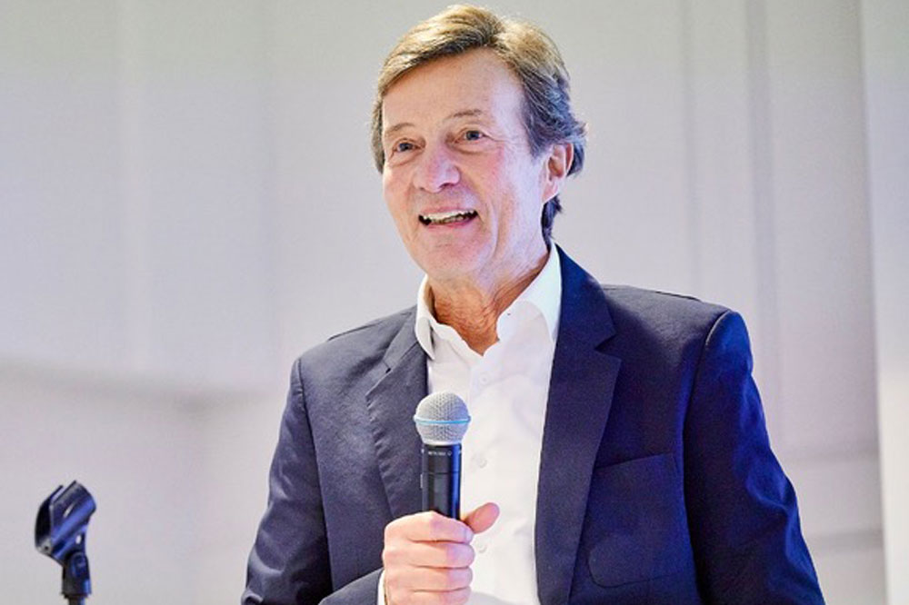 Dr. Johannes Bussmann